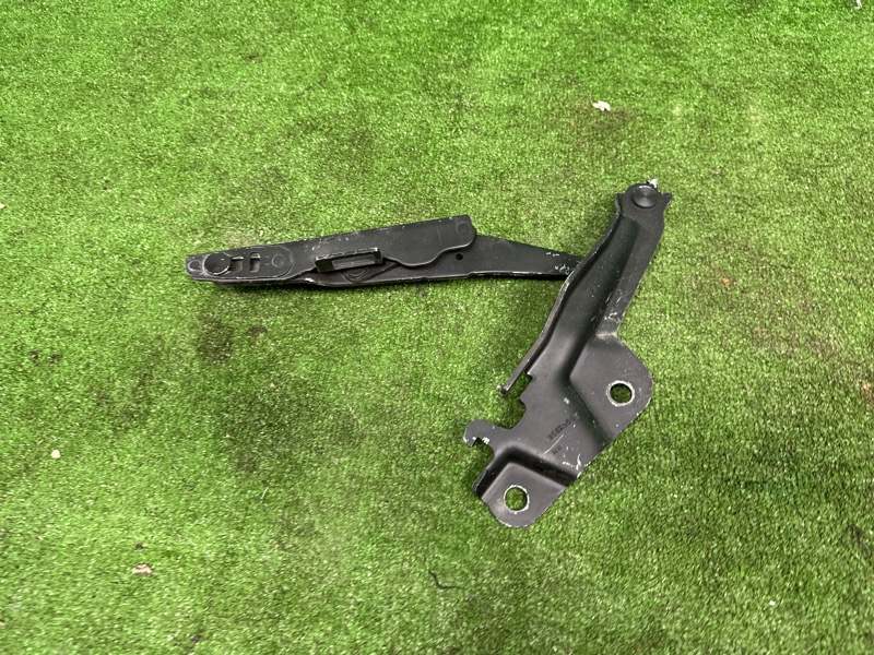 Петля капота, 2000 рублей, Москва