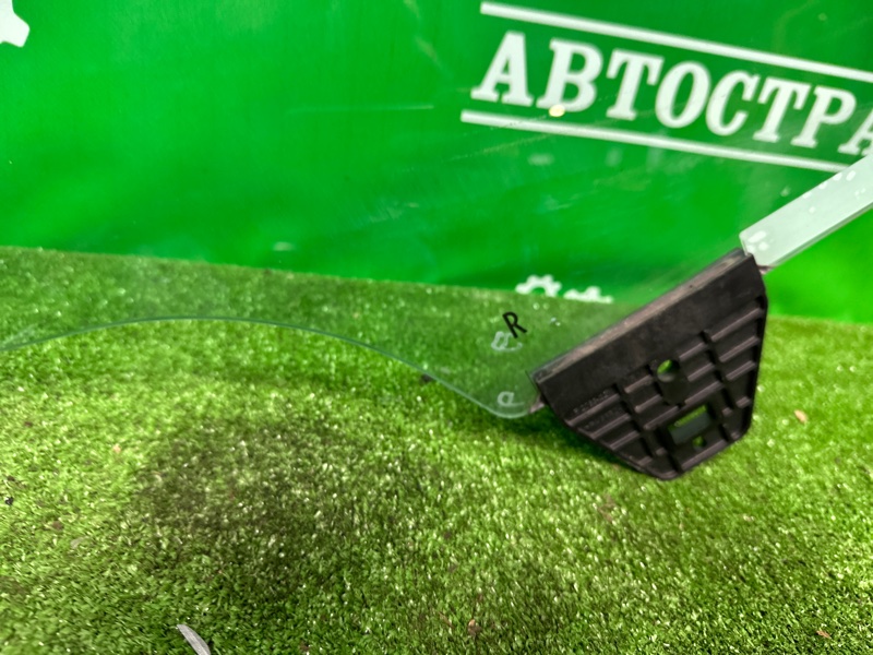 Стекло двери, 15000 рублей, Москва