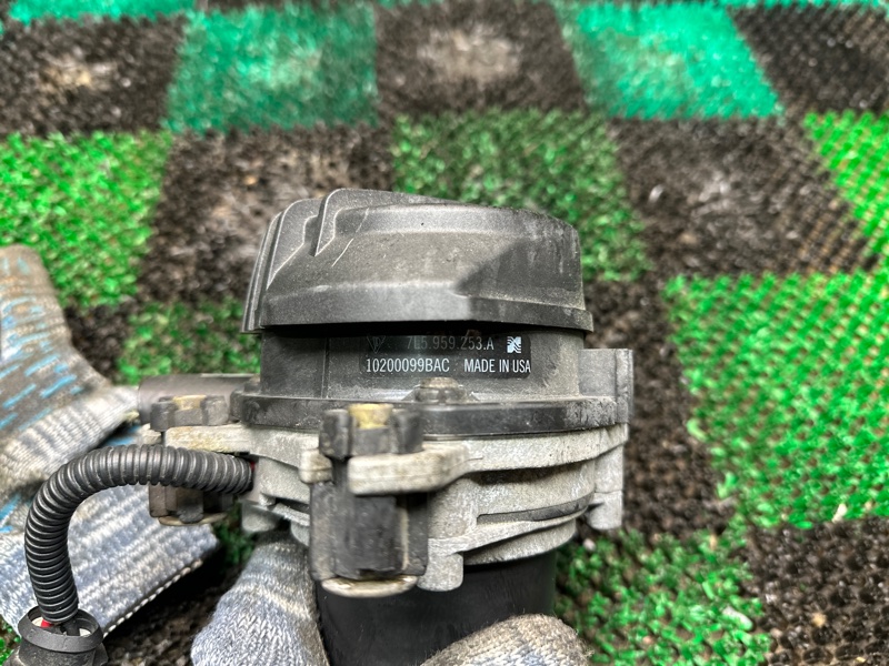 насос вторичного воздуха, 2000 рублей, Москва