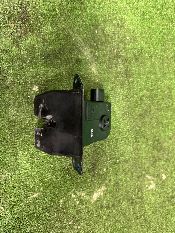 Замок багажника, 4000 рублей, Москва