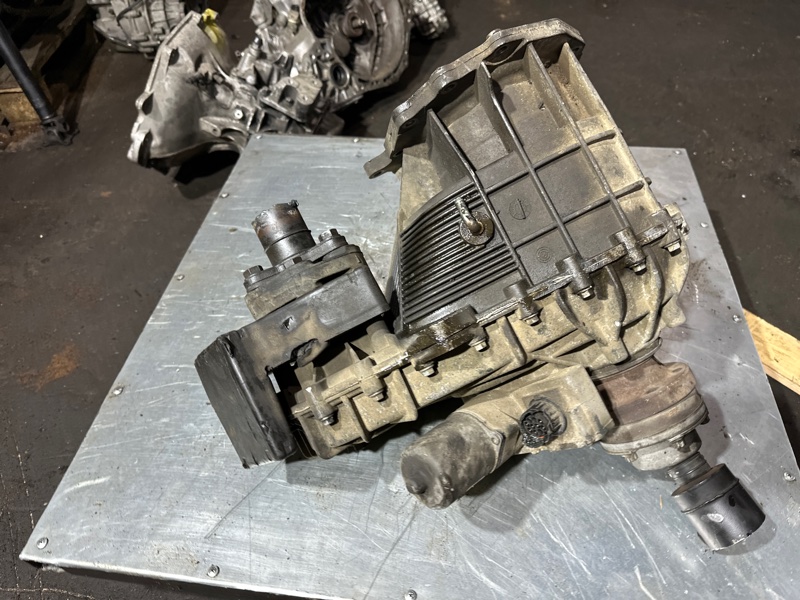 Раздаточная коробка, 16000 рублей, Москва