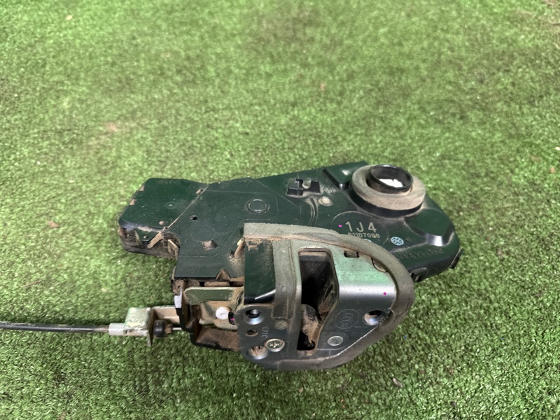 Замок багажника, 8000 рублей, Москва