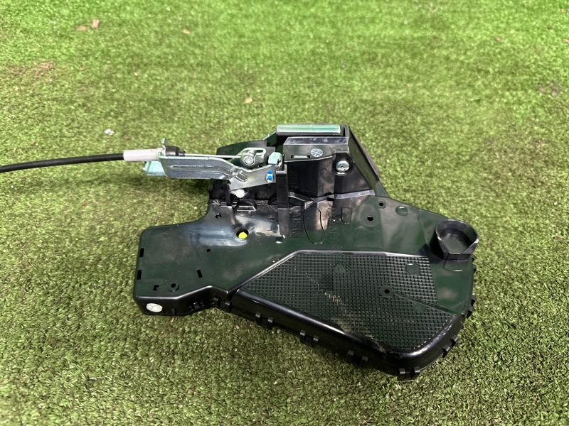 Замок багажника, 8000 рублей, Москва