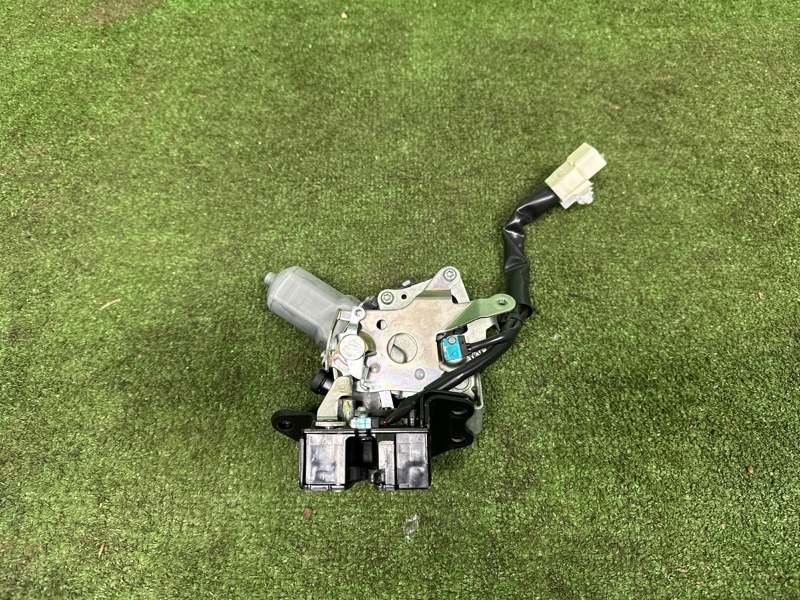 Замок багажника, 5000 рублей, Москва