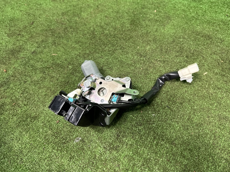 Замок багажника, 5000 рублей, Москва