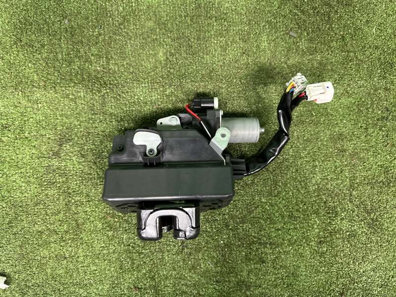 Замок багажника, 20000 рублей, Москва