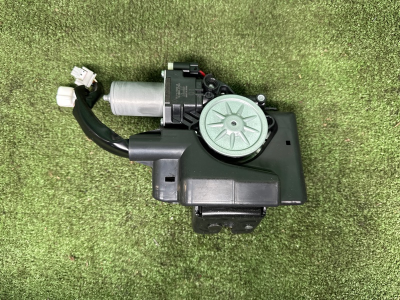 Замок багажника, 20000 рублей, Москва