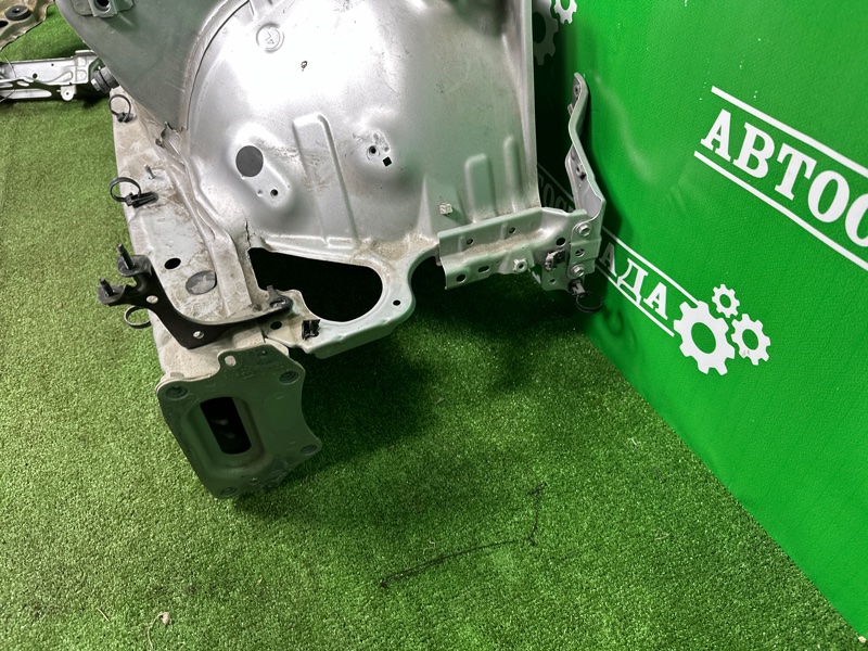 Лонжерон, 30000 рублей, Москва