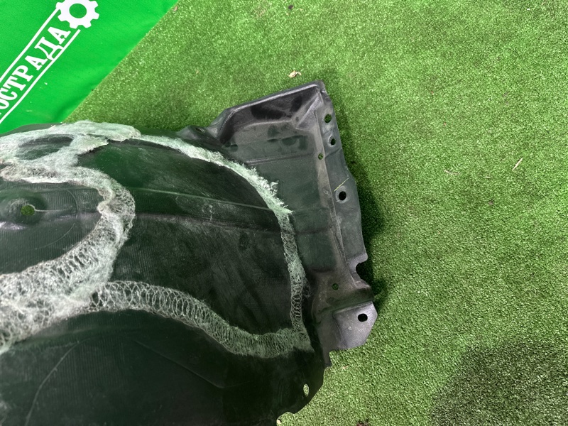 Подкрылок, 15000 рублей, Москва