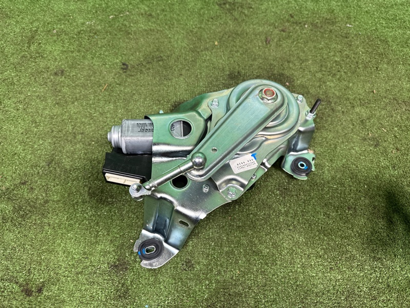 Доводчик двери багажника, 8000 рублей, Москва