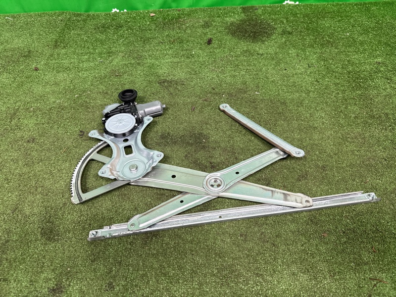 Стеклоподъемник, 10000 рублей, Москва