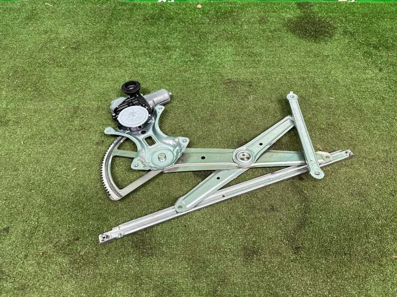 Стеклоподъемник, 10000 рублей, Москва