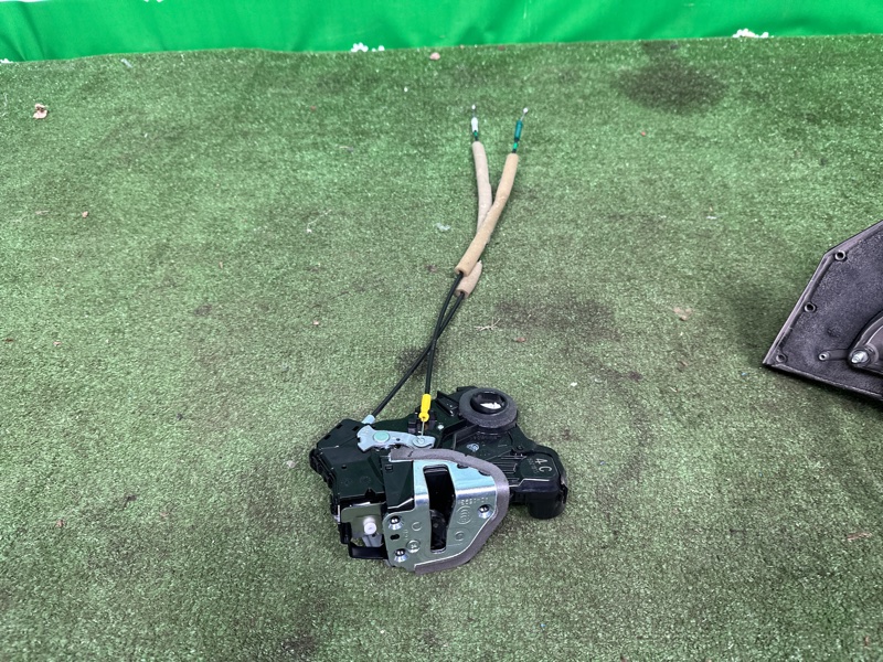 Замок боковой двери, 3000 рублей, Москва