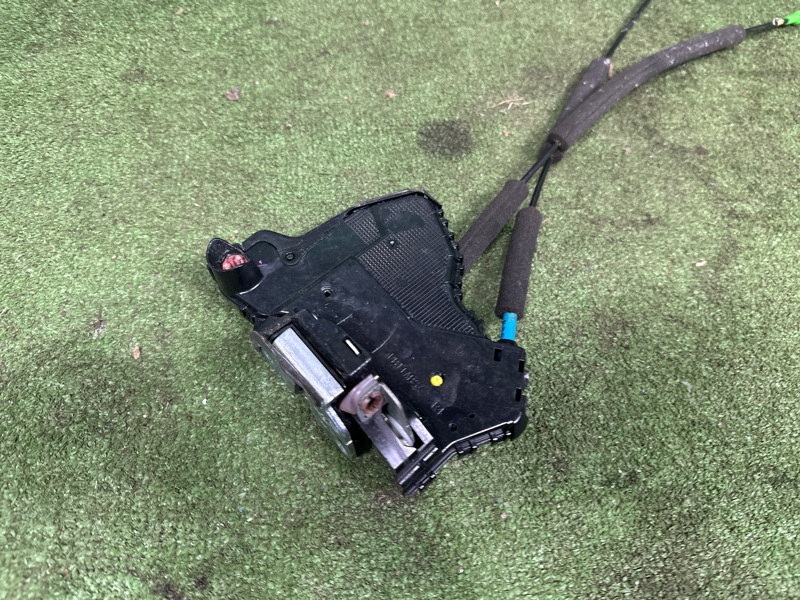 Замок боковой двери, 5000 рублей, Москва