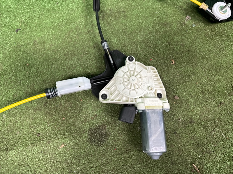 Стеклоподъемник, 8000 рублей, Москва