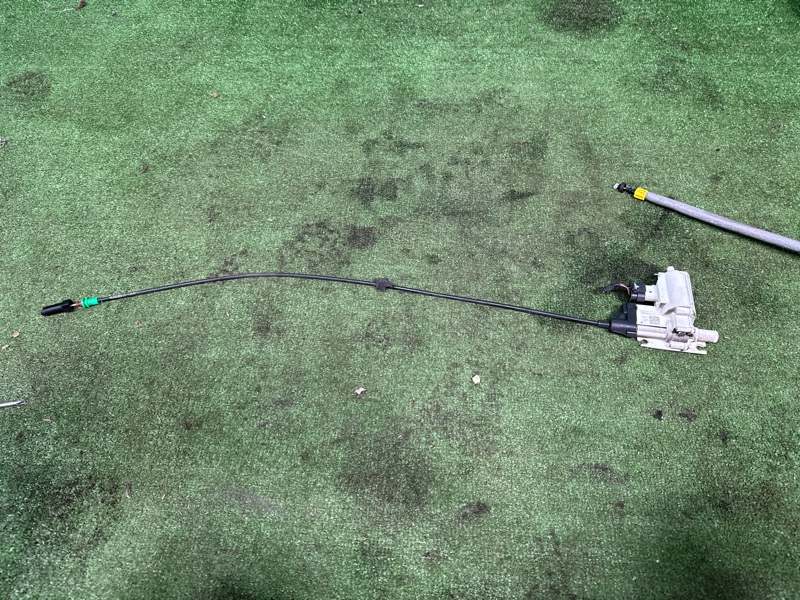 Доводчик двери, 8000 рублей, Москва