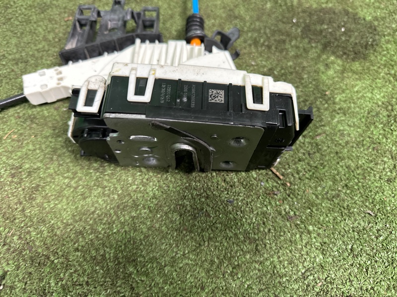 Замок боковой двери, 2000 рублей, Москва