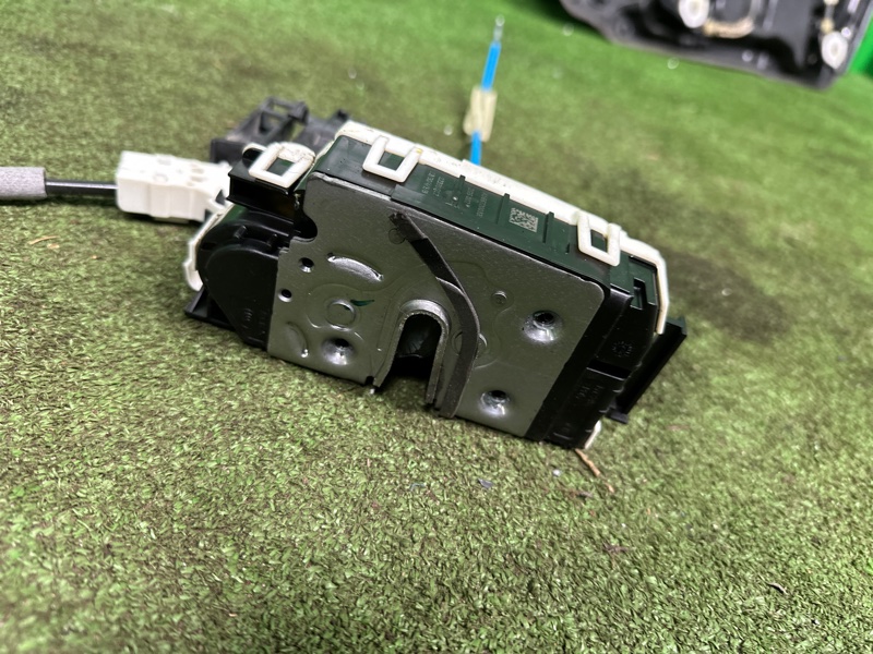 Замок боковой двери, 2000 рублей, Москва