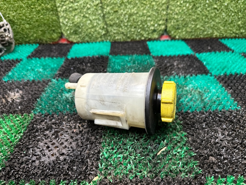 Бачок гидроусилителя руля, 1000 рублей, Москва