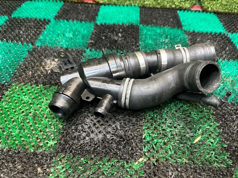 Патрубок системы охлаждения, 2000 рублей, Москва