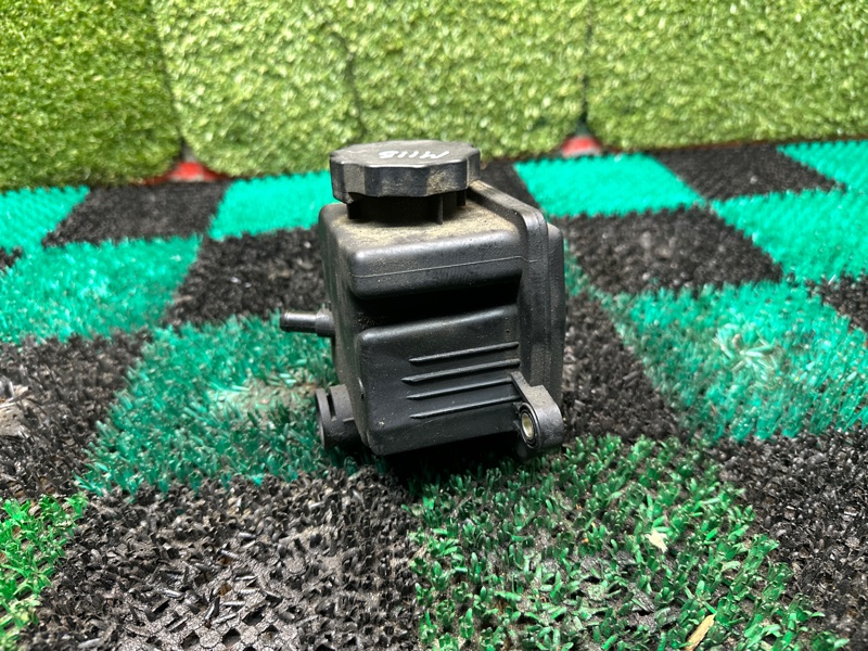 Бачок гидроусилителя руля, 1000 рублей, Москва