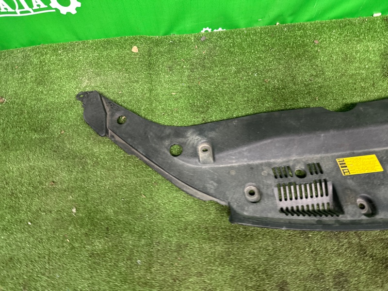 Накладка замка капота, 3000 рублей, Москва