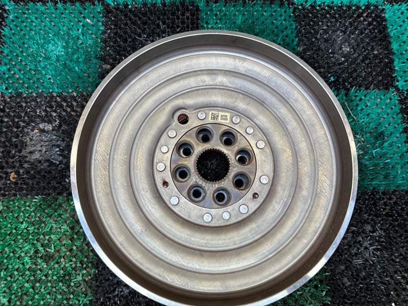 Маховик, 10000 рублей, Москва