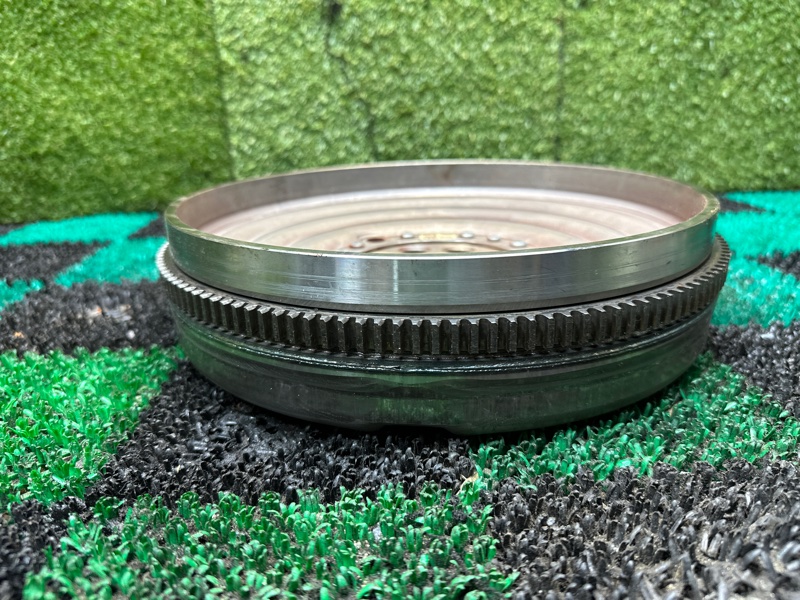 Маховик, 10000 рублей, Москва