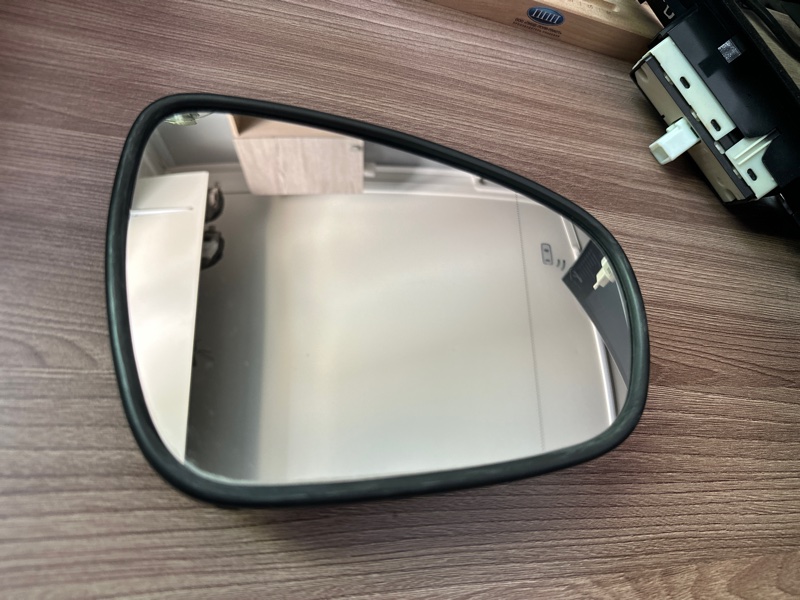 Зеркальный элемент, 25000 рублей, Москва