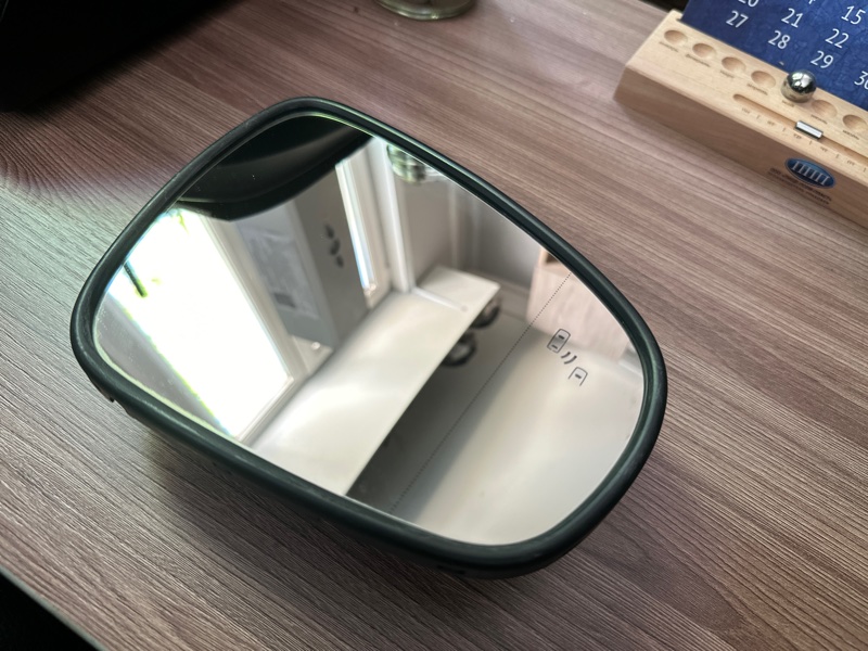 Зеркальный элемент, 25000 рублей, Москва