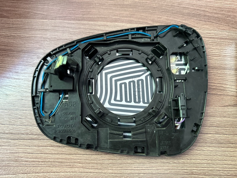 Зеркальный элемент, 25000 рублей, Москва