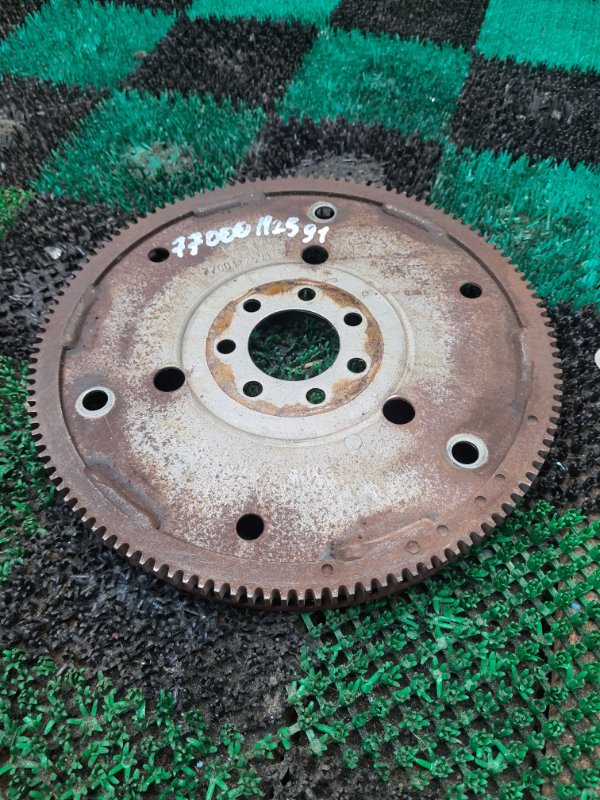 Маховик, 8000 рублей, Москва