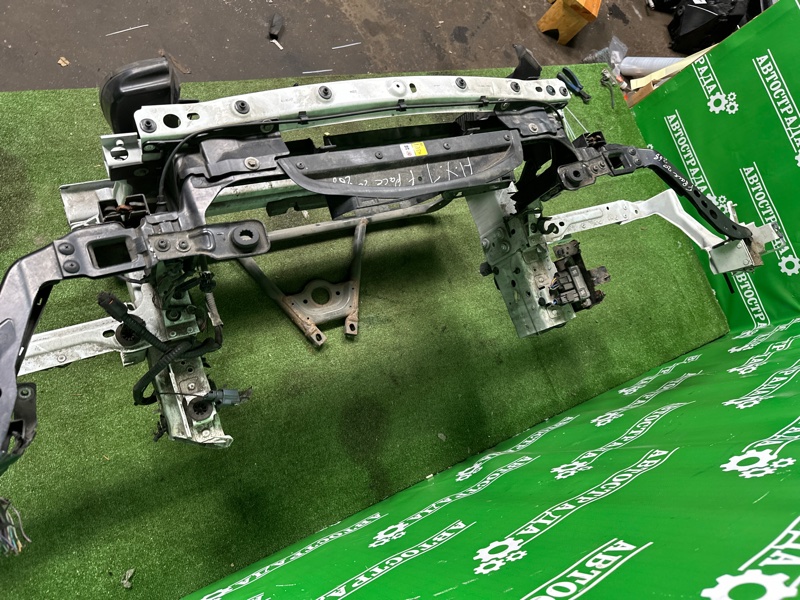 Телевизор панель, 130000 рублей, Москва