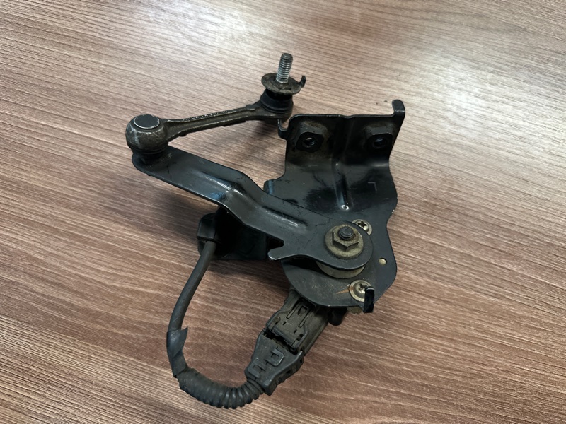 Датчик высоты подвески, 10000 рублей, Москва