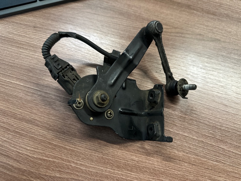 Датчик высоты подвески, 10000 рублей, Москва