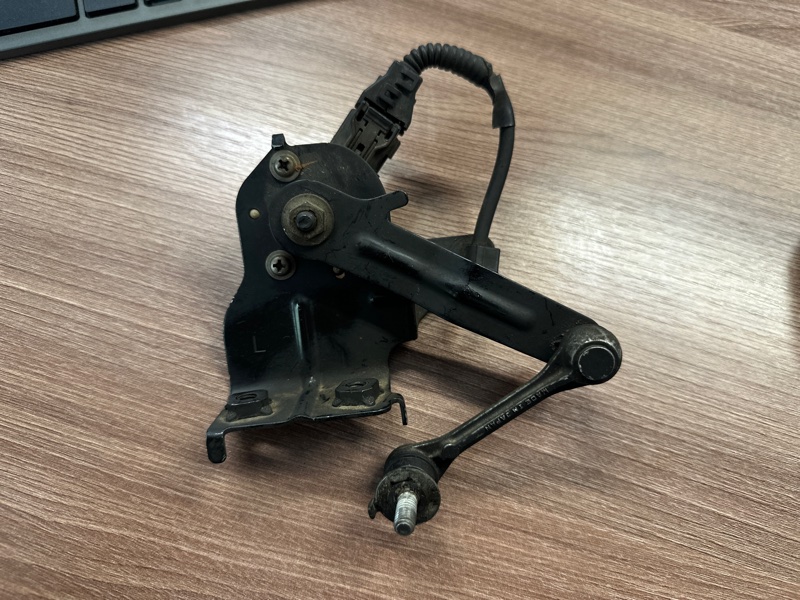 Датчик высоты подвески, 10000 рублей, Москва