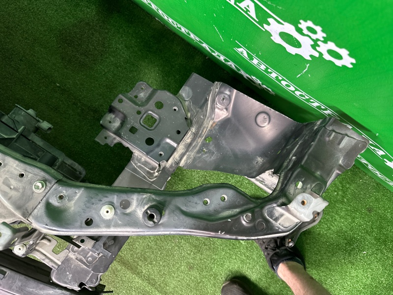 Телевизор панель, 130000 рублей, Москва