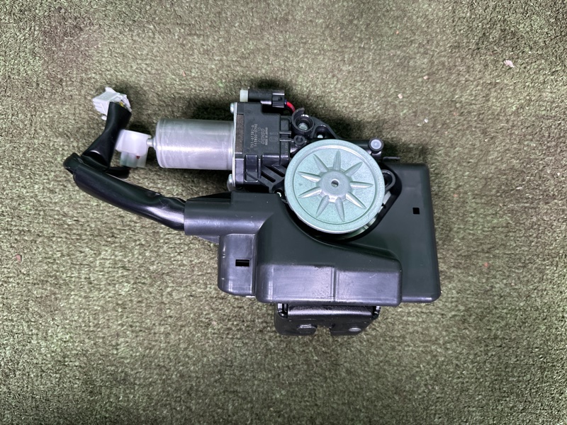 Замок багажника, 20000 рублей, Москва