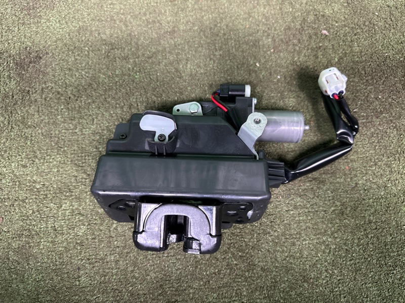 Замок багажника, 20000 рублей, Москва