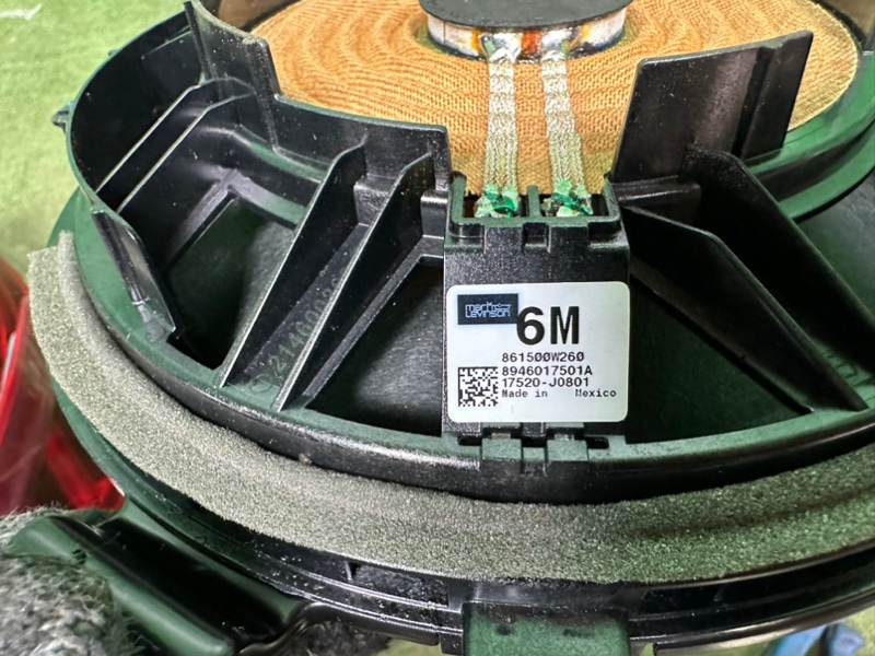 Сабвуфер, 15000 рублей, Москва