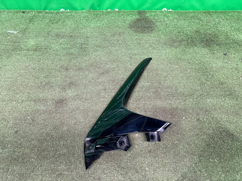 Накладка крышки багажника, 2000 рублей, Москва