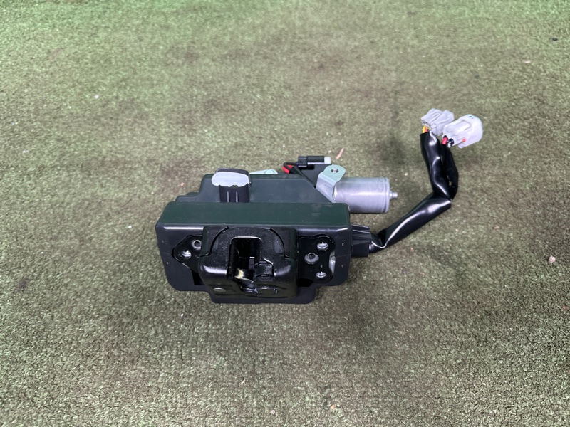 Замок багажника, 20000 рублей, Москва