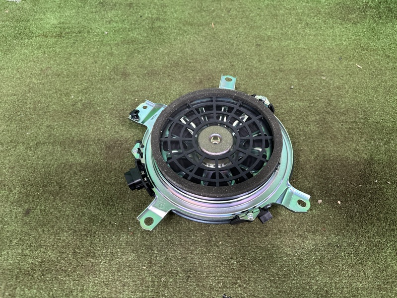 Сабвуфер, 4000 рублей, Москва