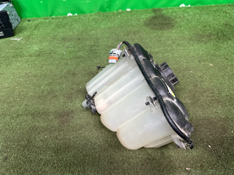 Бачок расширительный, 4000 рублей, Москва