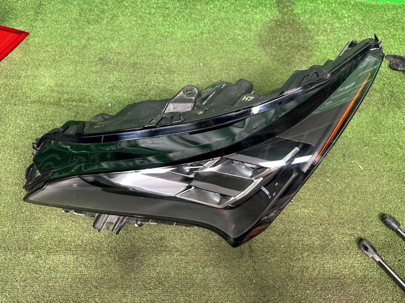 Фара, 65000 рублей, Москва