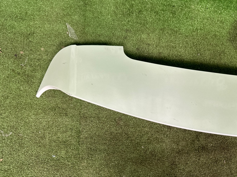 Спойлер, 6000 рублей, Москва