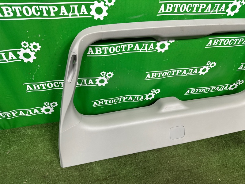 Обшивка двери багажника, 7000 рублей, Москва