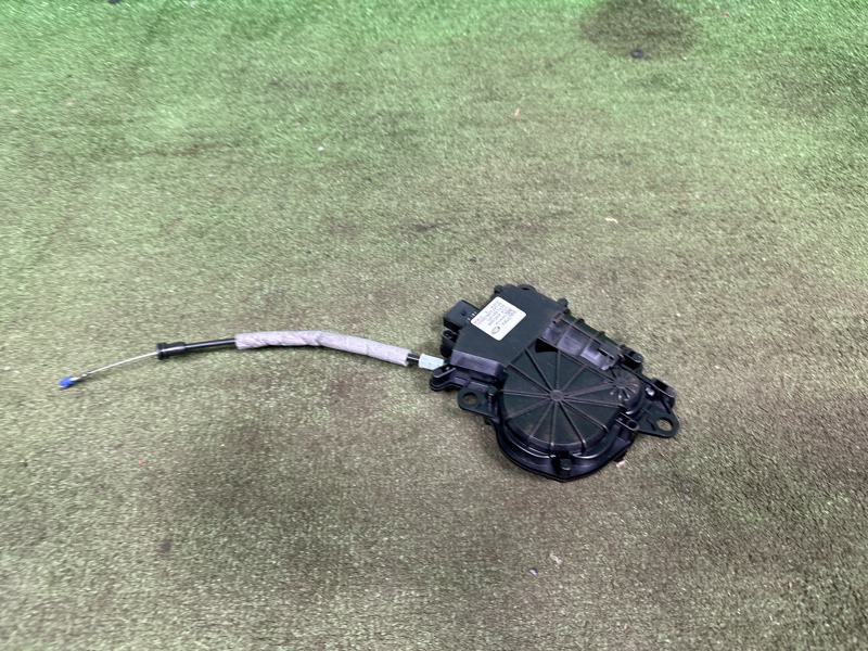 Доводчик двери багажника, 4000 рублей, Москва