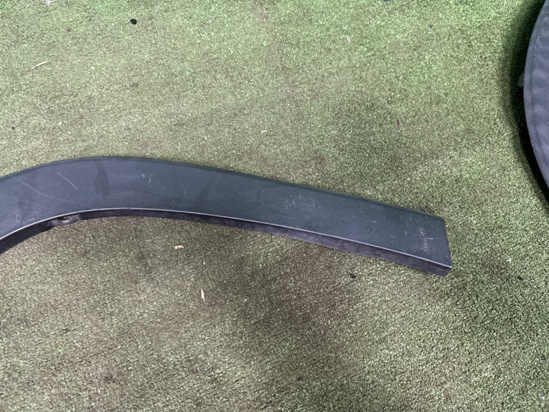 Молдинг на крыло, 2000 рублей, Москва