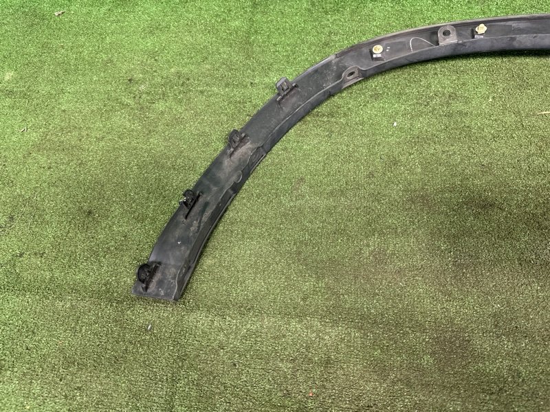 Молдинг на крыло, 2000 рублей, Москва